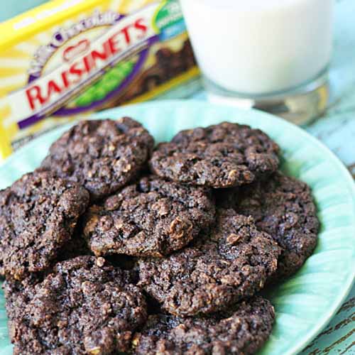 Vegan Raisinet Cookies