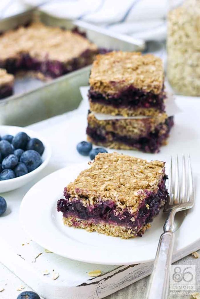 Vegan Blueberry-Oat Breakfast Squares Gluten-free
